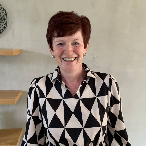 modelka s ID 0102171DIR p021