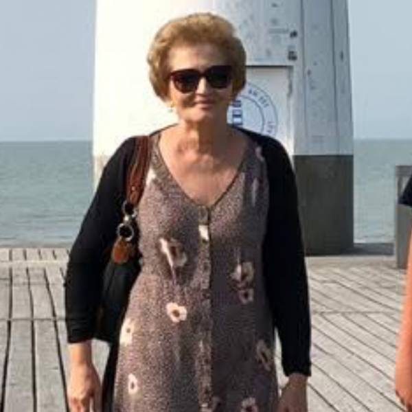 modelka s ID 01021O2N8N p031