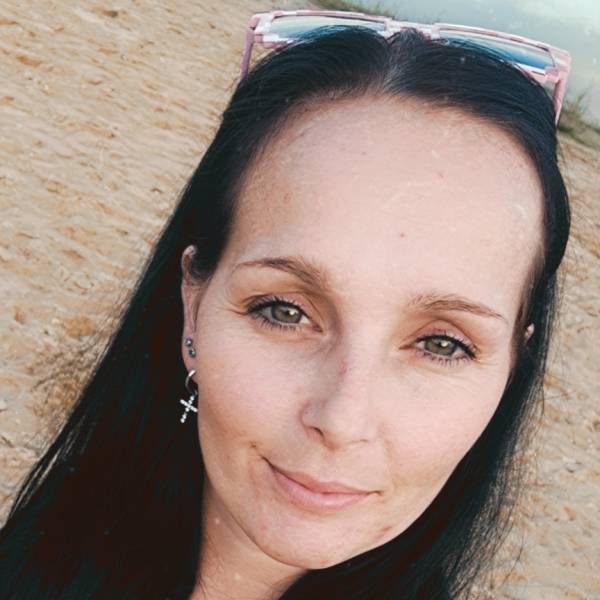 modelka s ID 010223PK4T p021