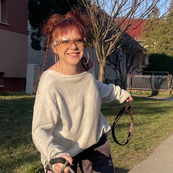 modelka s ID 01022667P2 p021