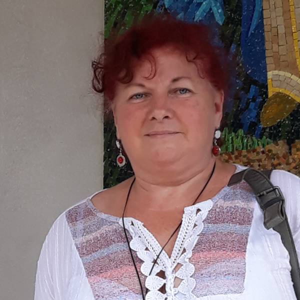 modelka s ID 01022BQ024 p021