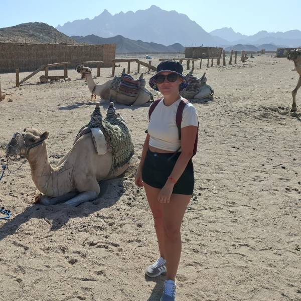 modelka s ID 01022ERFJ4 p031