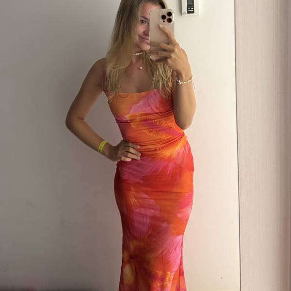 modelka s ID 01022LHD9C p031