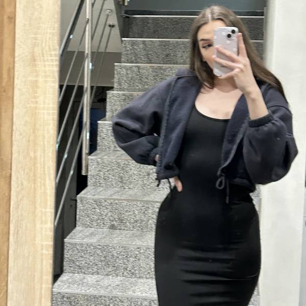 modelka s ID 01022O2WVV p031