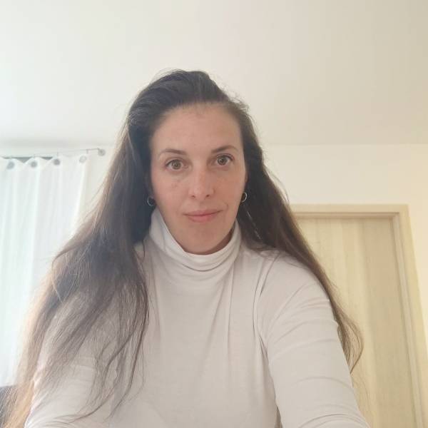 modelka s ID 01022U0KY3 p021