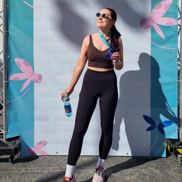 modelka s ID 01022U23SE p031