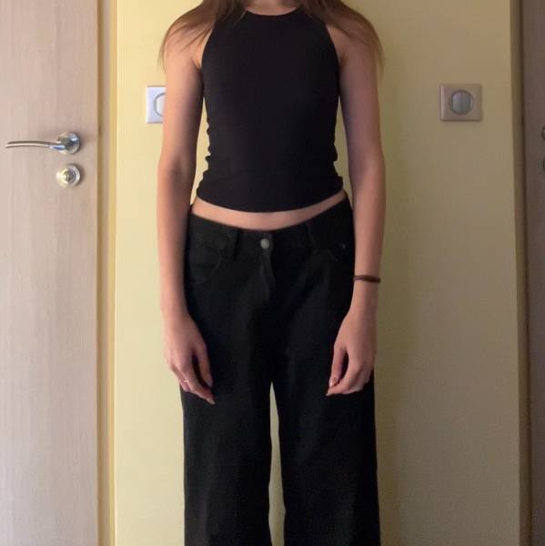 modelka s ID 01022X91DT p031