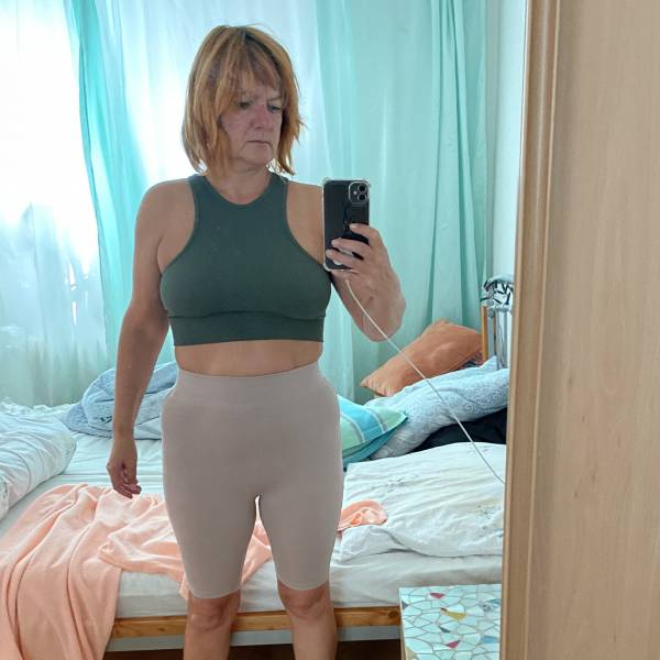 modelka s ID 01023044W1 p031