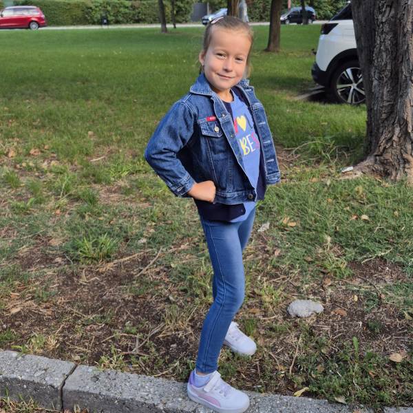 modelka s ID 010236R4IM p031