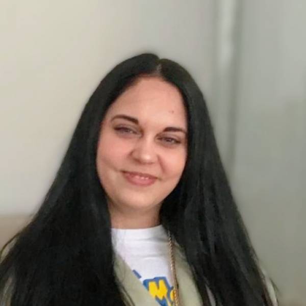 modelka s ID 010237VH70 p021