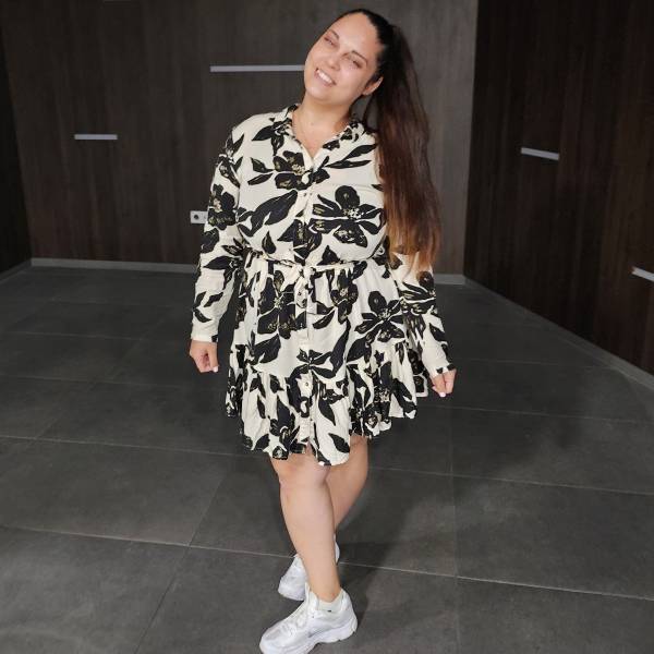 modelka s ID 010237VH70 p031