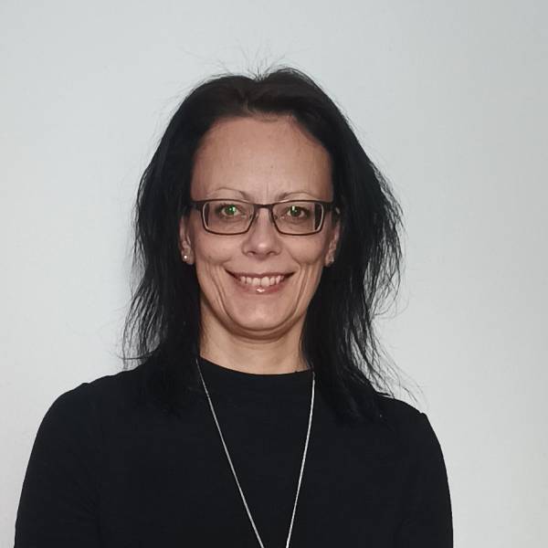 modelka s ID 01023AJDOP p021