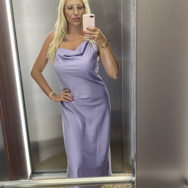 modelka s ID 01023DNJ79 p031