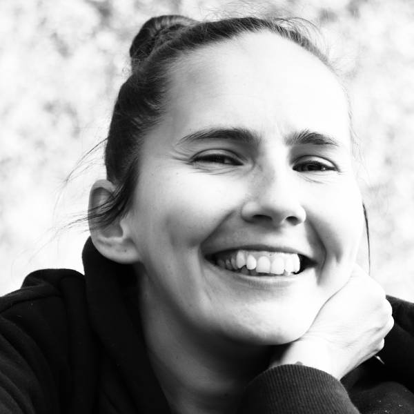 modelka s ID 01023EC1MO p021