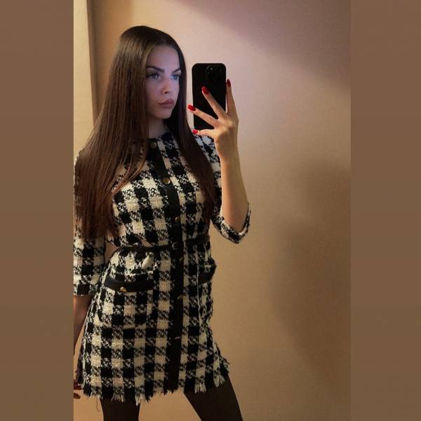 modelka s ID 01023JTJU5 p031