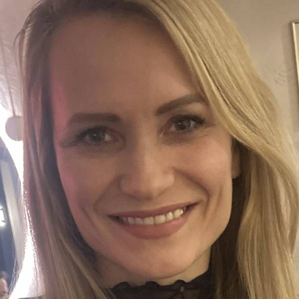 modelka s ID 01023ROO9W p021