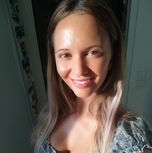 modelka s ID 01023RRKTN p021