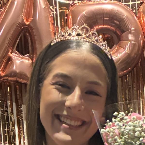 modelka s ID 01023WWLKP p021