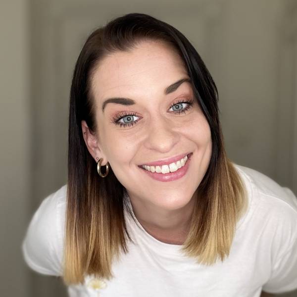 modelka s ID 010240WY23 p021