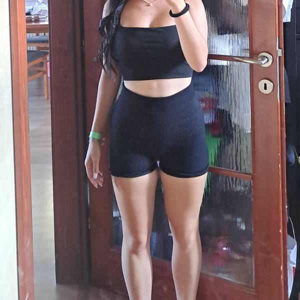 modelka s ID 010240ZU5K p031