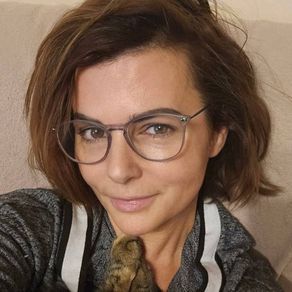 modelka s ID 0102417U4S p021