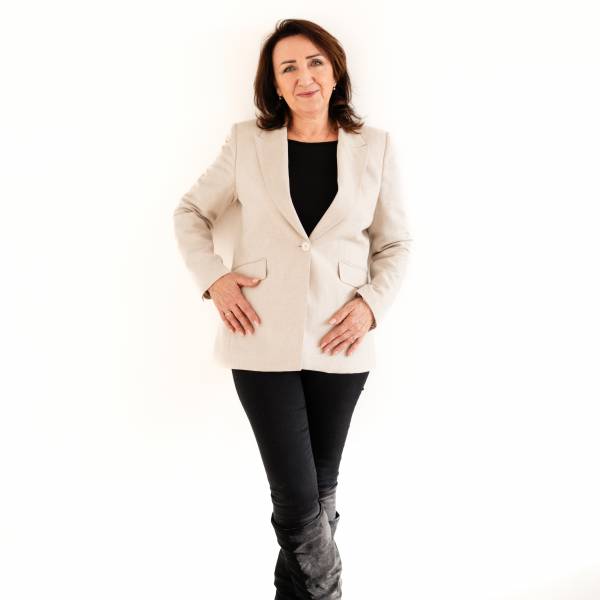 modelka s ID 01024233R8 p031