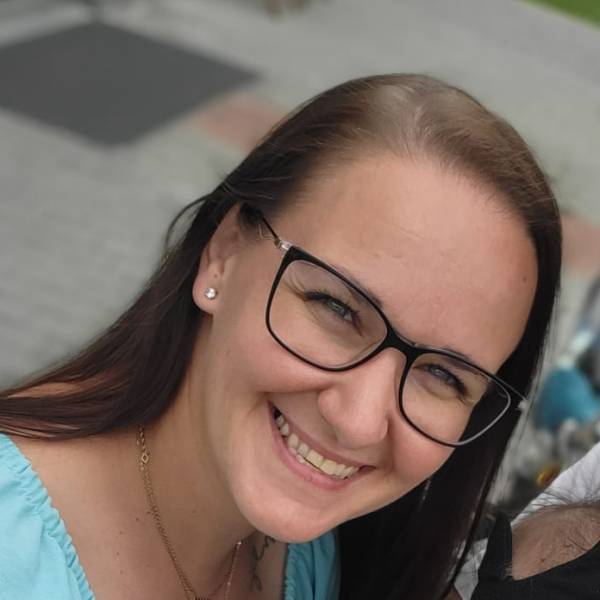 modelka s ID 0102472K6G p021