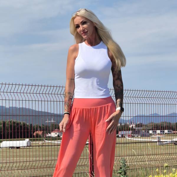 modelka s ID 010247S7GL p031
