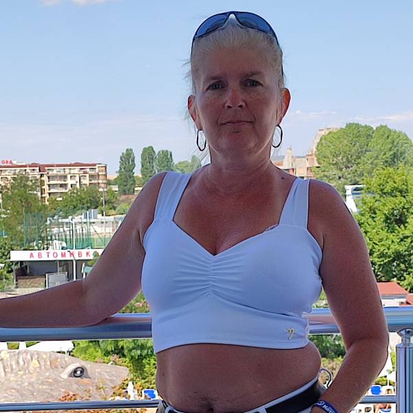 modelka s ID 01024HEFF9 p031