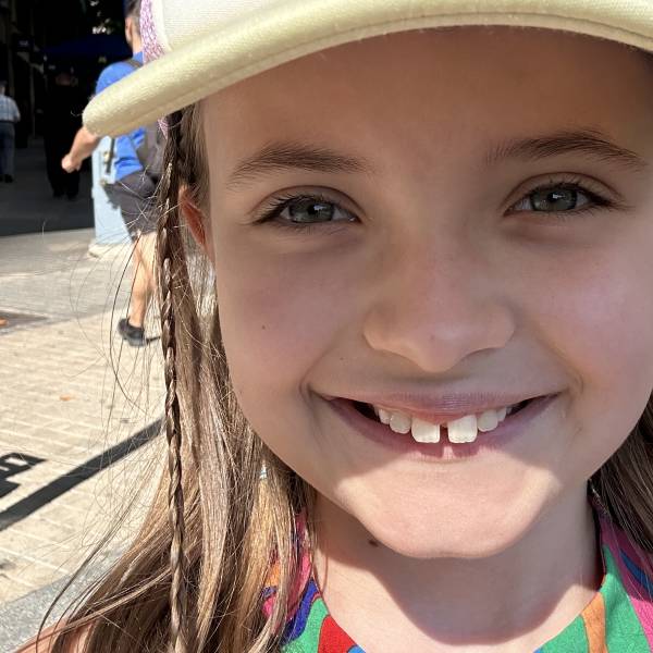 modelka s ID 01024J2FQG p021