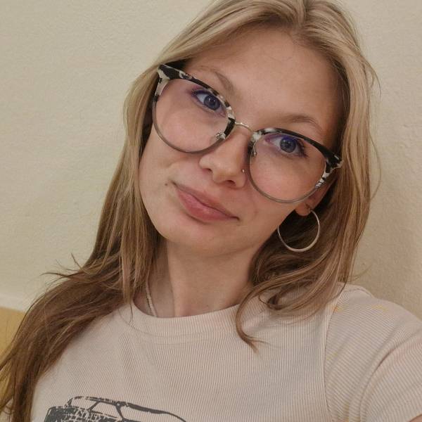 modelka s ID 01024M7CMA p021