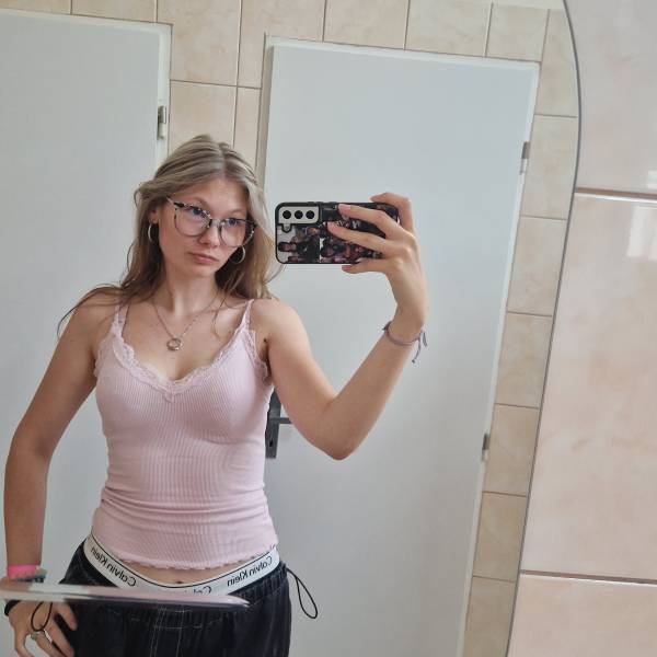 modelka s ID 01024M7CMA p031