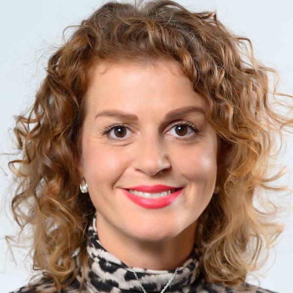 modelka s ID 01024O3RR1 p021