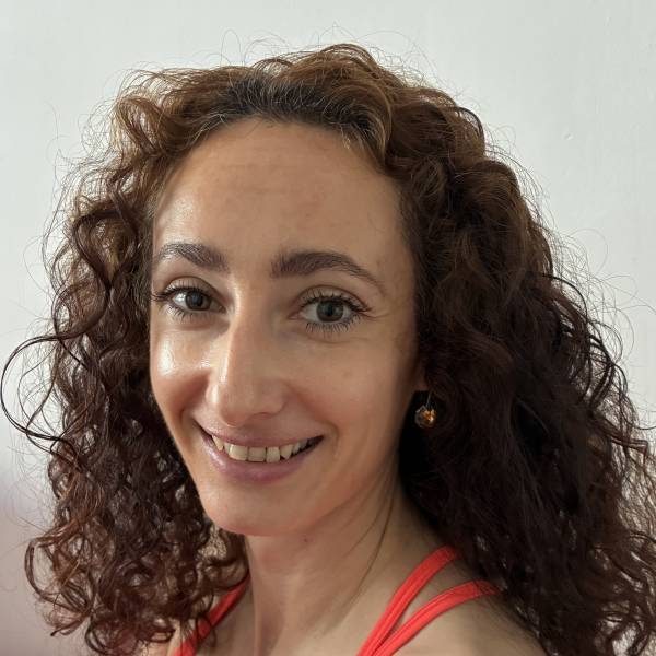 modelka s ID 01024QMXFP p021