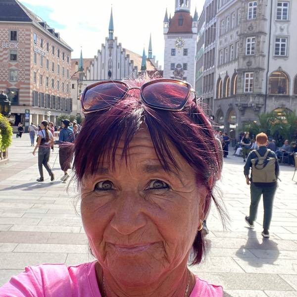 modelka s ID 01024UB55K p021