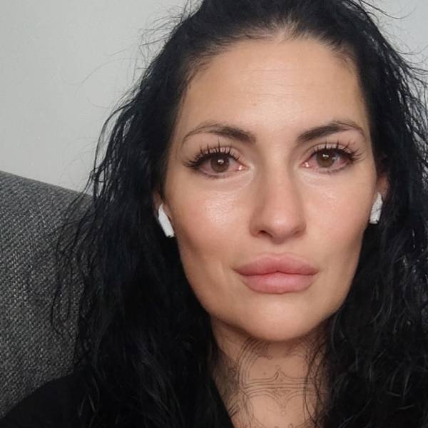 modelka s ID 01024USKON p021