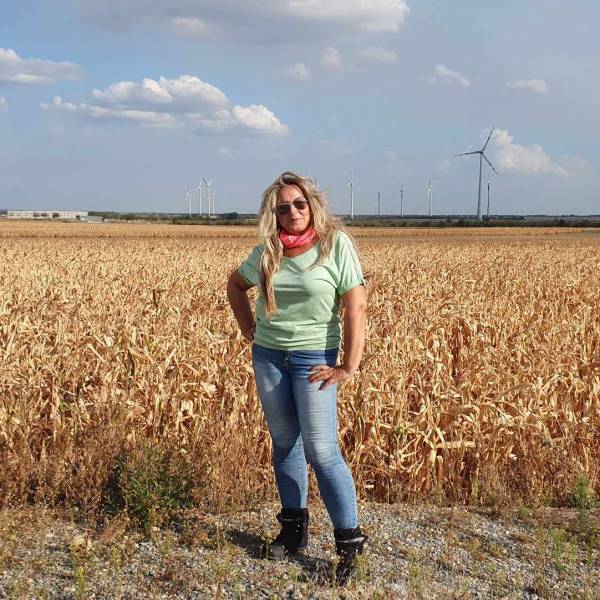 modelka s ID 01024VRWGP p031