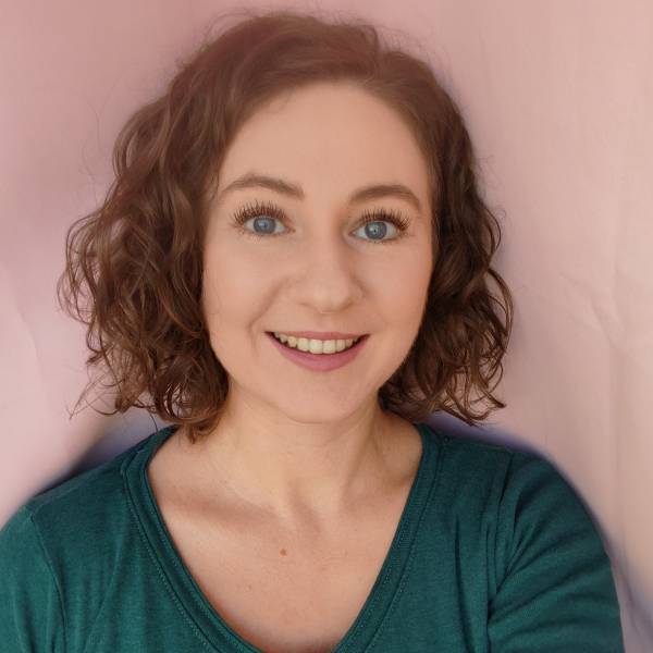 modelka s ID 01025AYB8W p021