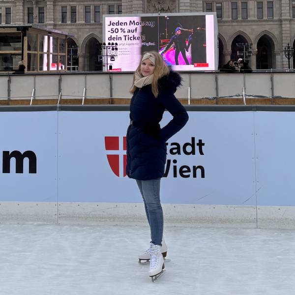 modelka s ID 01025EX6NG p031