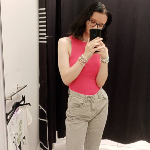 modelka s ID 01025F1LLI p031