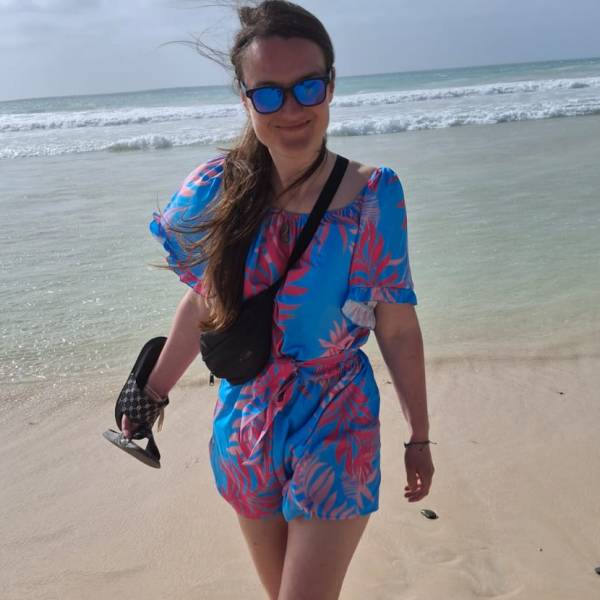 modelka s ID 01025JRIML p031