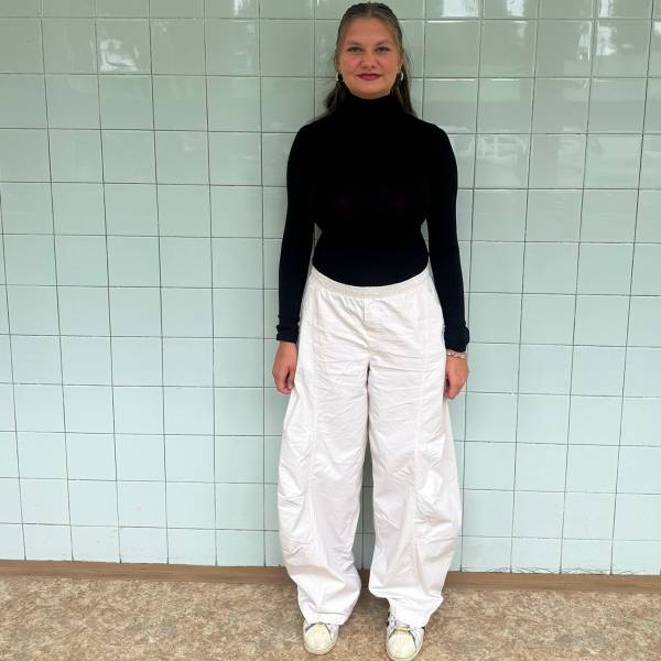 modelka s ID 01025KG5ZB p031