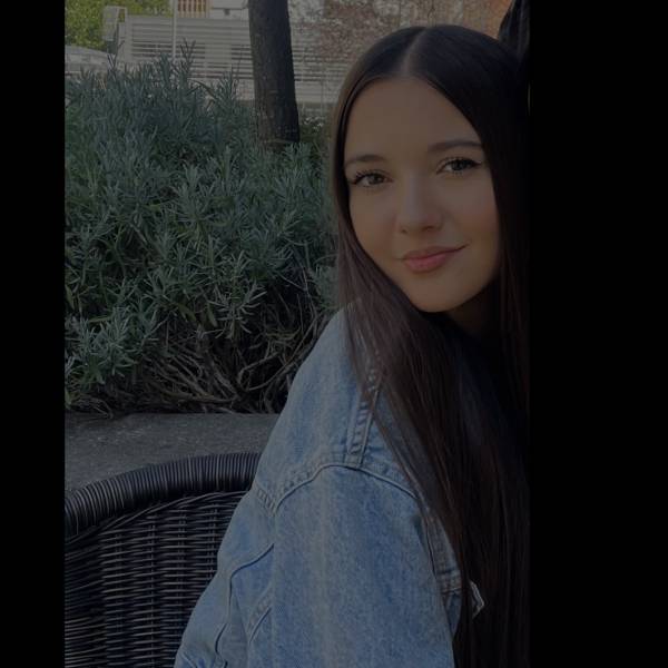 modelka s ID 01025OGN0F p021