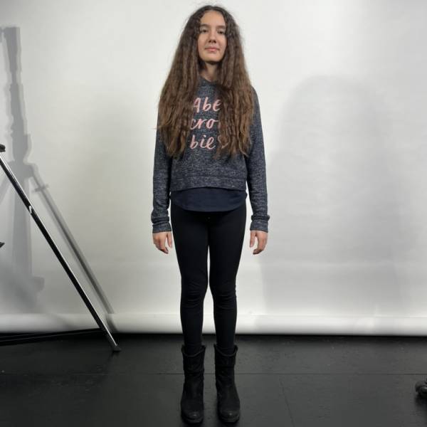 modelka s ID 01025SQ8Y7 p031