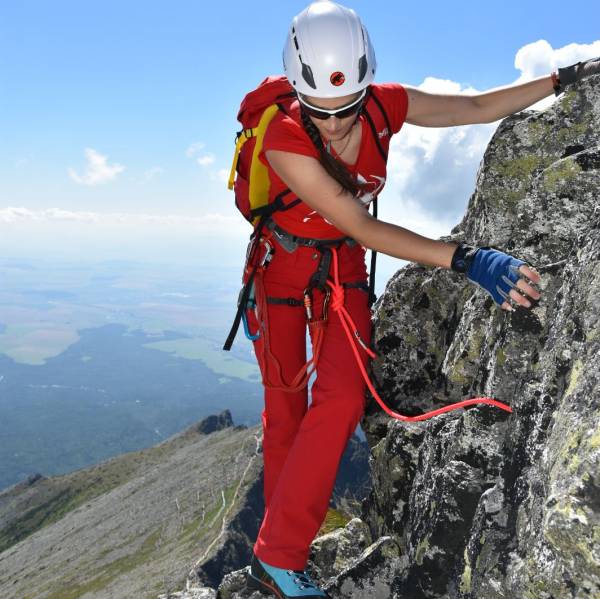 modelka s ID 010266ESZU p031