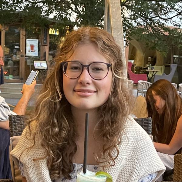 modelka s ID 01026BN77R p021