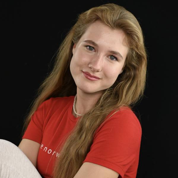 fotografia p014 profilu 01026GIHHJ