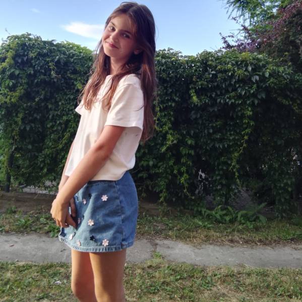 modelka s ID 01026WSPFI p031