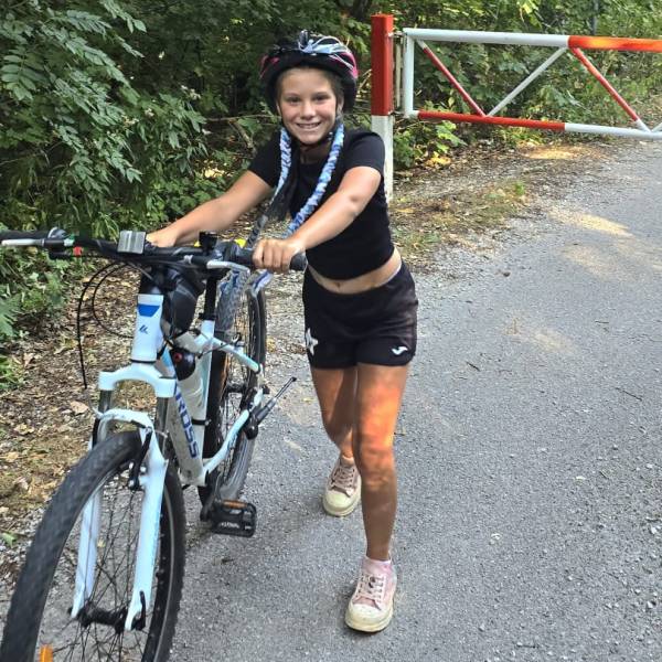 modelka s ID 01026ZVG59 p031