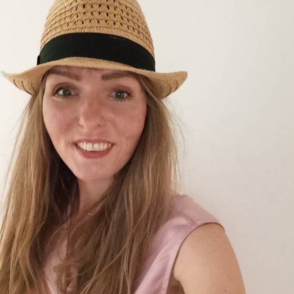 modelka s ID 01027CTI0J p021